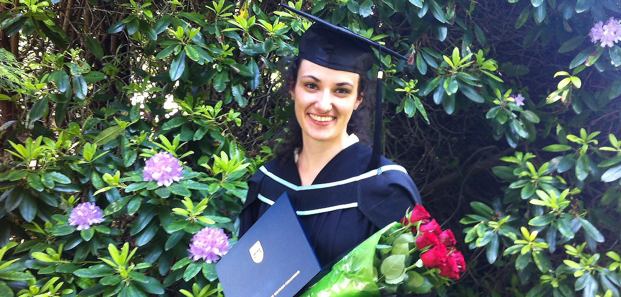 Congratulations to Annie Collins on her admission to Oxford Medical School